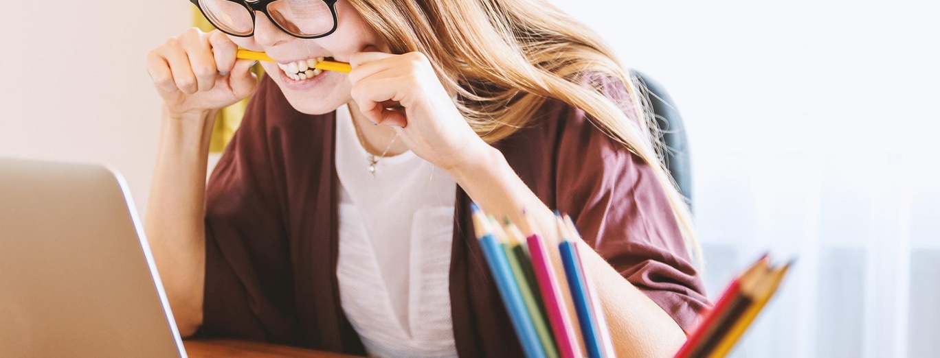 woman working on the computer