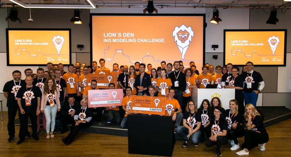 Participants and organizers of Lion’s Den ING Modeling Challenge