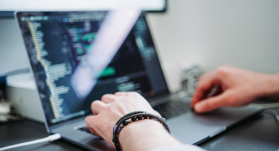 coding programmers on hackathon while solving challenge